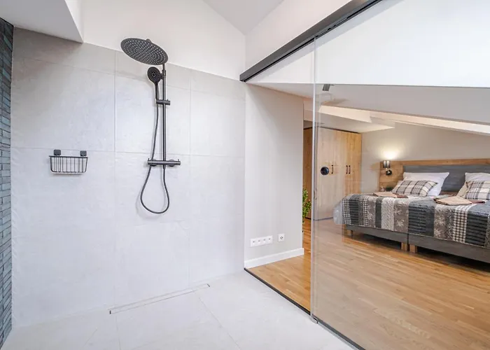 Old Town Vistula Premium Aparthotel 4*