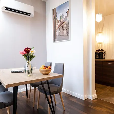 Aparthotel Old Town Vistula Premium 3*