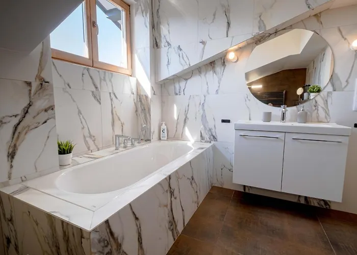 Old Town Vistula Premium Kraków