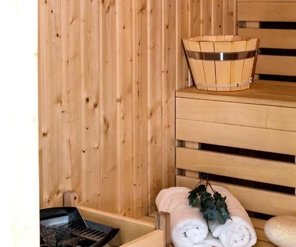 Old Town Vistula Premium Kraków