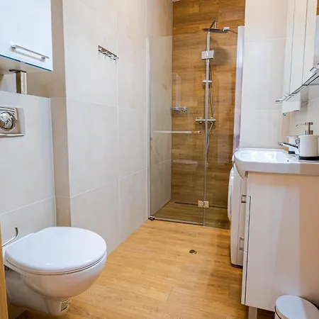 מלון דירות Old Town Vistula Premium 4*